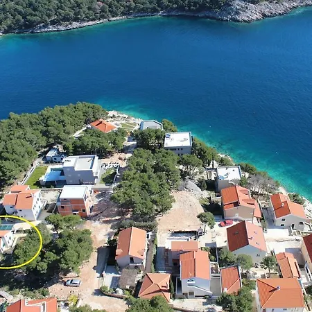Lavanda Holiday Milna (Brac)